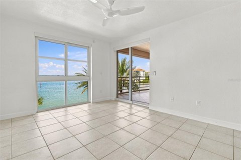 Copropriété à vendre à Saint Petersburg, Floride: 2 chambres, 170.29 m2 № 2409833 - photo 21