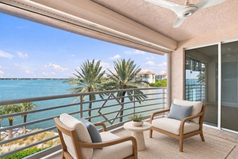 Copropriété à vendre à Saint Petersburg, Floride: 2 chambres, 170.29 m2 № 2409833 - photo 14