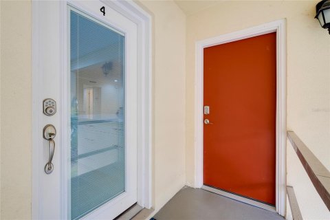 Купить кондоминиум в Сарасота, Флорида 5 комнат, 83.61м2, № 1914816 - фото 3
