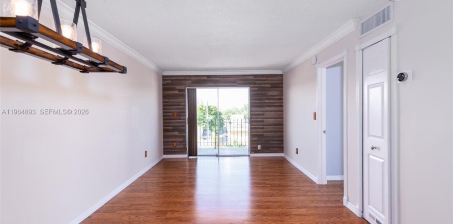 Condo à Miami, Floride, 1 chambre  № 2026183