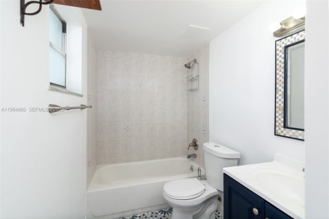 Copropriété à louer à Miami, Floride: 1 chambre, 49.05 m2 № 2026183 - photo 8