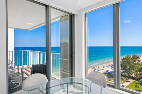 Condominio en Pompano Beach, Florida, 2 dormitorios  № 2271049