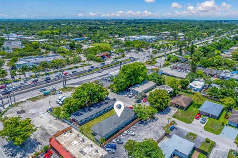 Commercial property in Fort Lauderdale, Florida 558.53 sq.m. № 1986739 - photo 8