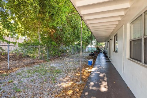 Commercial property in Fort Lauderdale, Florida 558.53 sq.m. № 1986739 - photo 14