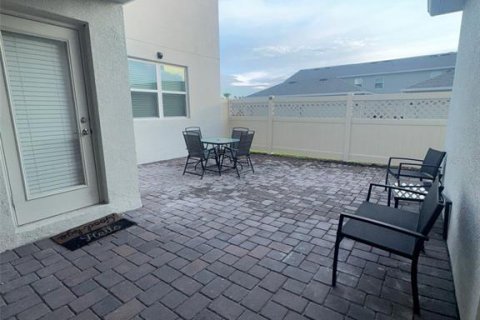 Townhouse in Kissimmee, Florida 3 bedrooms, 163.04 sq.m. № 1904533 - photo 2