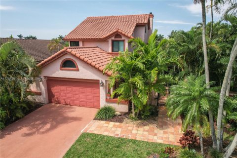 Casa en venta en Deerfield Beach, Florida, 3 dormitorios, 184.32 m2 № 1701083 - foto 1