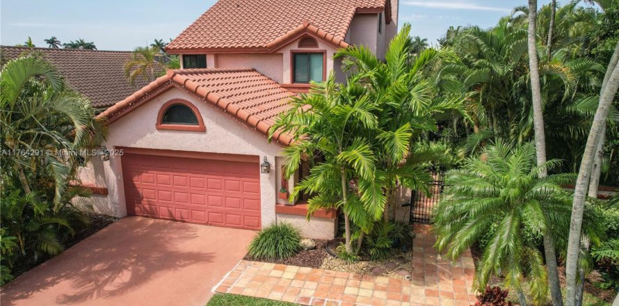 Casa en Deerfield Beach, Florida 3 dormitorios, 184.32 m2 № 1701083