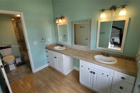 Casa en venta en Deerfield Beach, Florida, 3 dormitorios, 184.32 m2 № 1701083 - foto 24