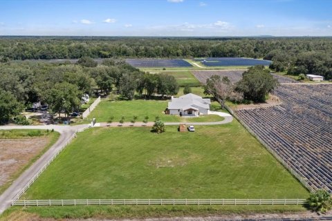Villa ou maison à vendre à Plant City, Floride: 4 chambres, 321.72 m2 № 2358332 - photo 5