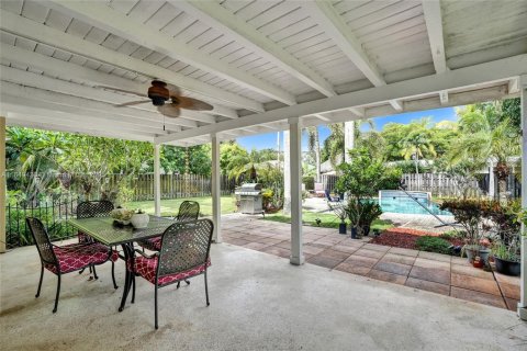 House in Plantation, Florida 3 bedrooms, 148.83 sq.m. № 1874984 - photo 5