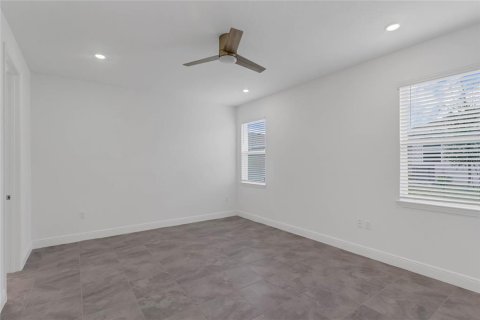 Villa ou maison à louer à Clermont, Floride: 4 chambres, 254.09 m2 № 2338897 - photo 11