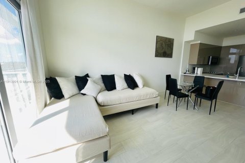 Condominio en alquiler en Sunrise, Florida, 1 dormitorio, 65.22 m2 № 1969025 - foto 10