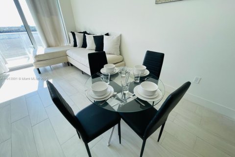 Condominio en alquiler en Sunrise, Florida, 1 dormitorio, 65.22 m2 № 1969025 - foto 14