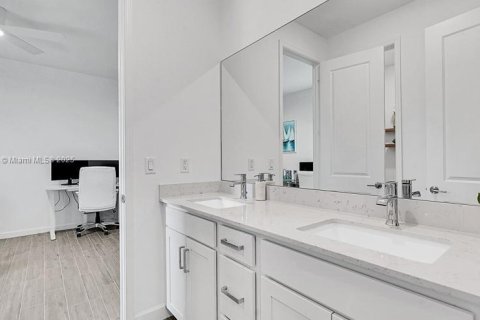 Villa ou maison à vendre à Loxahatchee Groves, Floride: 4 chambres, 220.46 m2 № 1966327 - photo 16