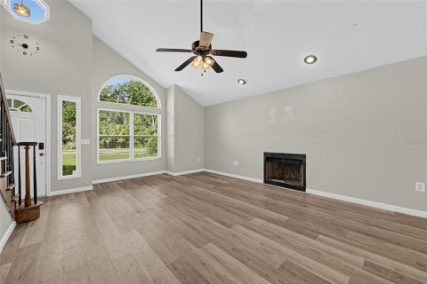 Casa en venta en Winter Springs, Florida, 3 dormitorios, 160.91 m2 № 2383966 - foto 3
