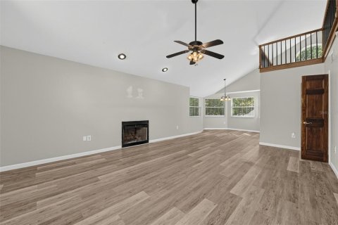 Casa en venta en Winter Springs, Florida, 3 dormitorios, 160.91 m2 № 2383966 - foto 4