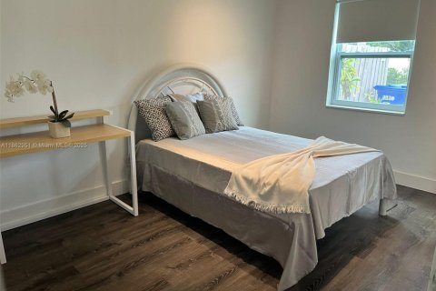Casa en venta en North Miami Beach, Florida, 2 dormitorios, 78.22 m2 № 1890173 - foto 18
