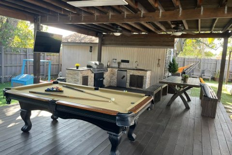 Casa en venta en North Miami Beach, Florida, 2 dormitorios, 78.22 m2 № 1890173 - foto 3