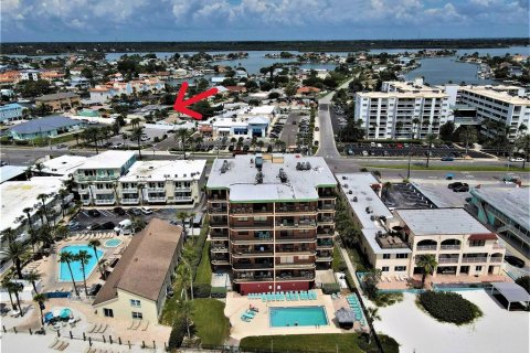 Apartamento en alquiler en Redington Shores, Florida, 1 dormitorio, 55.74 m2 № 1910365 - foto 15