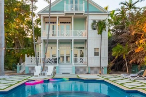 Casa en venta en Islamorada, Village of Islands, Florida, 4 dormitorios, 278.8 m2 № 2022376 - foto 18