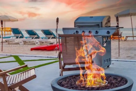 Casa en venta en Islamorada, Village of Islands, Florida, 4 dormitorios, 278.8 m2 № 2022376 - foto 11