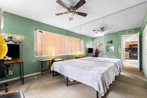Condo in Delray Beach, Florida, 2 bedrooms  № 2251557 - photo 20