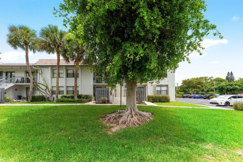 Condo in Delray Beach, Florida, 2 bedrooms  № 2251557 - photo 2