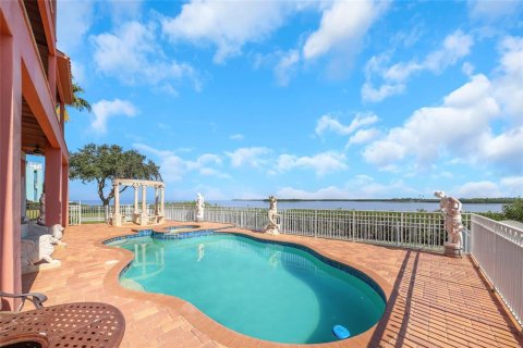 Villa ou maison à louer à Port Richey, Floride: 4 chambres, 251.77 m2 № 2413633 - photo 7