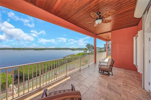Villa ou maison à louer à Port Richey, Floride: 4 chambres, 251.77 m2 № 2413633 - photo 13