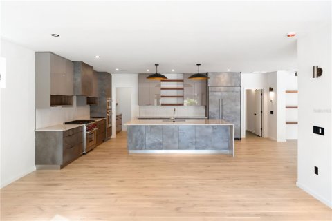 Купить виллу или дом в Сарасота, Флорида 14 комнат, 419.27м2, № 2104978 - фото 16