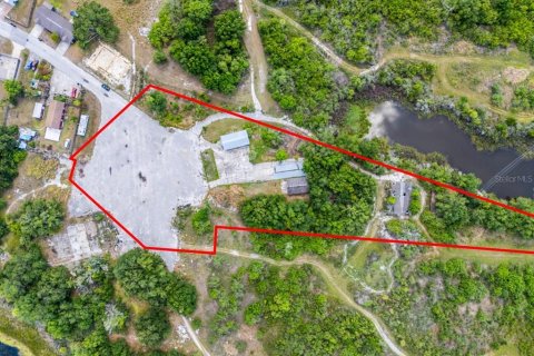Commercial property in Lakeland, Florida № 2112360 - photo 13