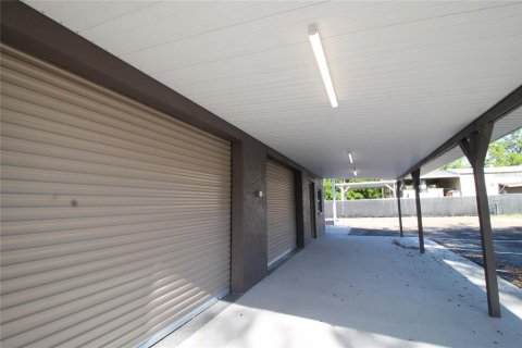Propiedad comercial en alquiler en Mascotte, Florida, 12.26 m2 № 1640172 - foto 5