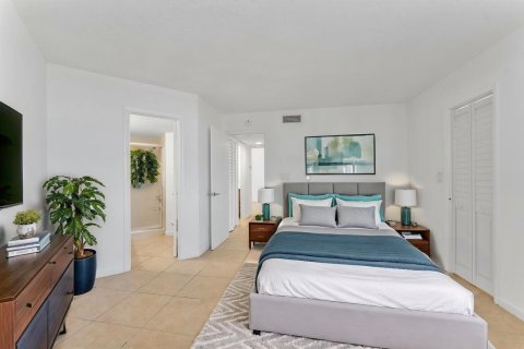 Condo in Oakland Park, Florida, 2 bedrooms  № 2086821 - photo 26