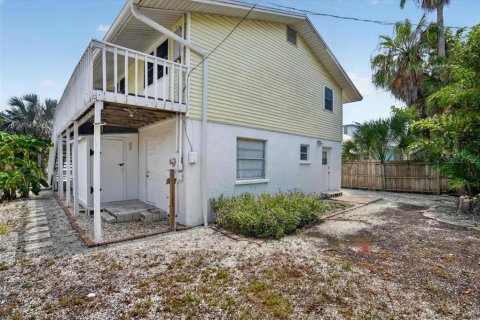 House in Anna Maria, Florida 3 bedrooms, 109.25 sq.m. № 2302368 - photo 22