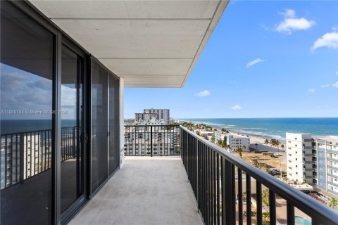 Copropriété à vendre à Hollywood, Floride: 2 chambres, 139.35 m2 № 1979263 - photo 13