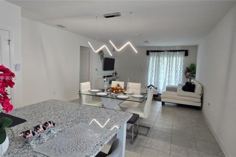 Villa ou maison à vendre à Davenport, Floride: 3 chambres, 156.08 m2 № 1955736 - photo 19