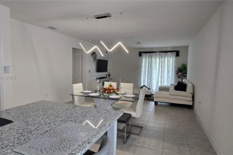 Villa ou maison à vendre à Davenport, Floride: 3 chambres, 156.08 m2 № 1955736 - photo 11