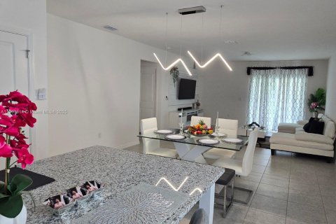 Villa ou maison à vendre à Davenport, Floride: 3 chambres, 156.08 m2 № 1955736 - photo 8