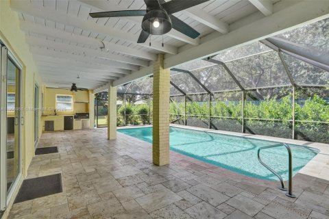 Villa ou maison à louer à Boca Raton, Floride: 4 chambres, 232.16 m2 № 1957282 - photo 23