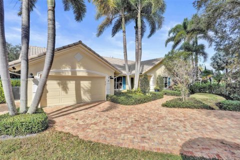 Villa ou maison à louer à Boca Raton, Floride: 4 chambres, 232.16 m2 № 1957282 - photo 2