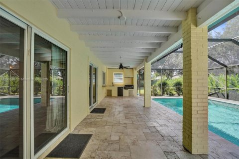Villa ou maison à louer à Boca Raton, Floride: 4 chambres, 232.16 m2 № 1957282 - photo 22