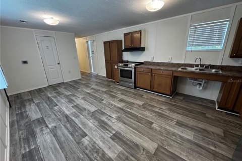 Appartement à louer à Summerfield, Floride: 3 chambres, 89.37 m2 № 2095169 - photo 2