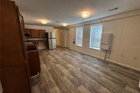 Appartement à louer à Summerfield, Floride: 3 chambres, 89.37 m2 № 2095169 - photo 3