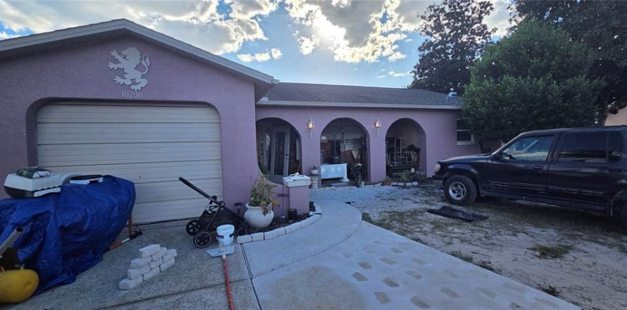 Villa ou maison à Hudson, Floride 3 chambres, 136.47 m2 № 2431634