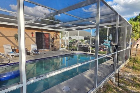 Villa ou maison à vendre à Hudson, Floride: 3 chambres, 136.47 m2 № 2431634 - photo 2