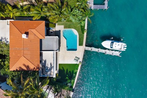 Купить виллу или дом в Майами-Бич, Флорида 4 спальни, 410.63м2, № 2049193 - фото 11