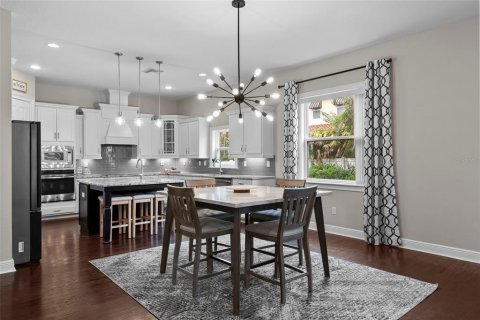 House in Tampa, Florida 5 bedrooms, 393.91 sq.m. № 1818890 - photo 22