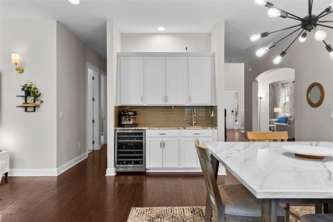 House in Tampa, Florida 5 bedrooms, 393.91 sq.m. № 1818890 - photo 20