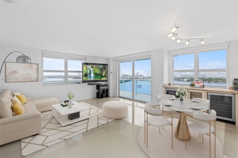 Copropriété à vendre à Miami Beach, Floride: 2 chambres, 106.56 m2 № 2033959 - photo 3