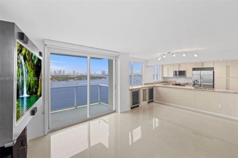 Copropriété à vendre à Miami Beach, Floride: 2 chambres, 106.56 m2 № 2033959 - photo 6